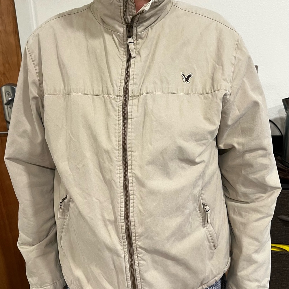 American Eagle Outfitters Men's Light Tan Windbreaker